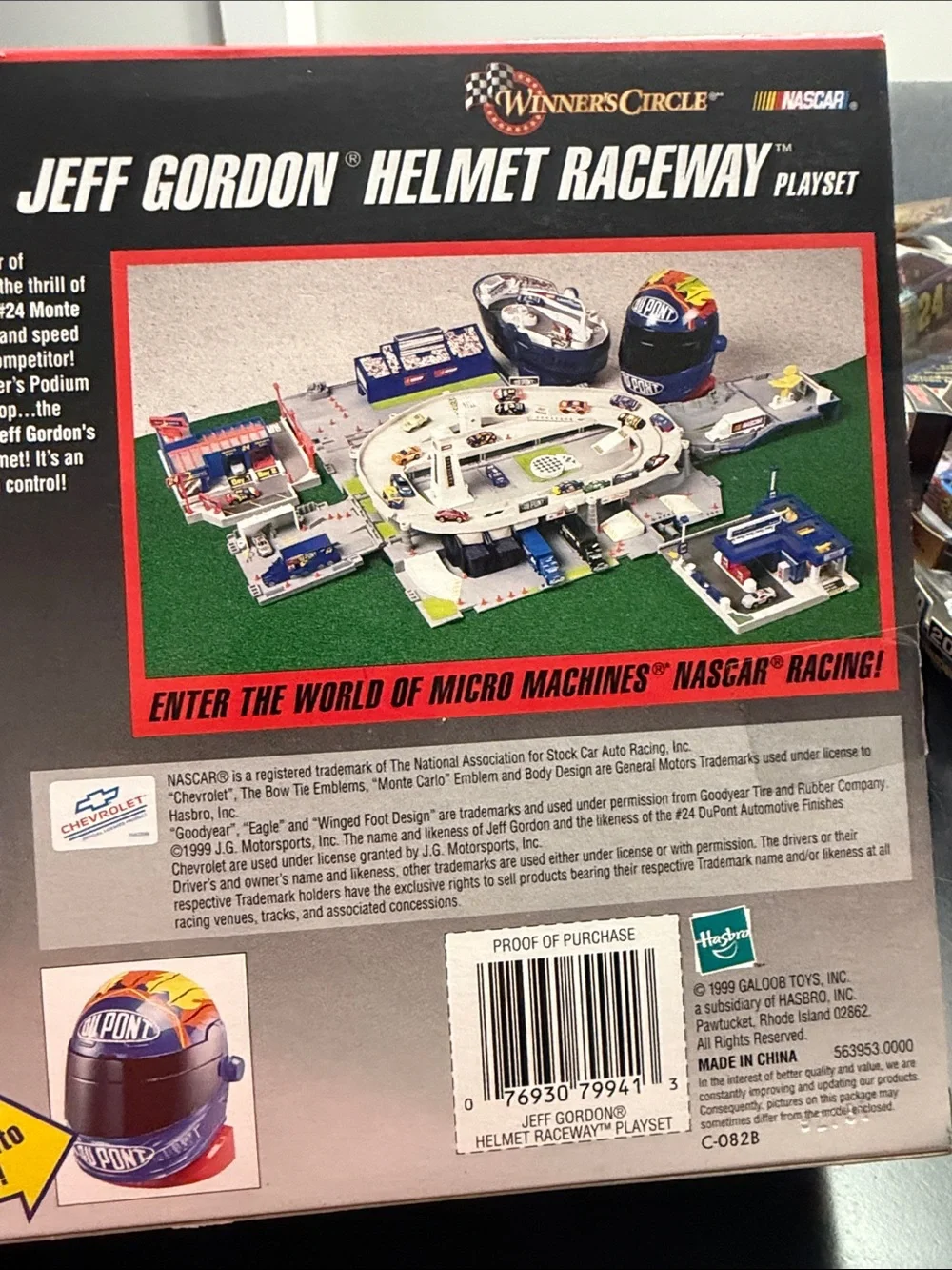 Micro Machines Jeff Gordon Helmet Raceway Playset